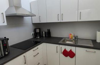 Moderne Doppelhaushälfte mit Süd-West-Terrasse - Foto 14