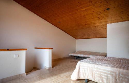 AT130 Casa con piscina privada, aire acondicionado y garaje - Foto 24