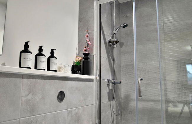 Manchester - 2-bed Apartment - Sleeps 4 - Wifi - Foto 28