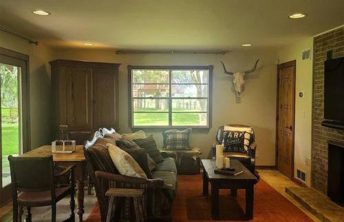 Red Bird Ranch - Private 140 acre Ranch Sleeps 12 - Foto 8