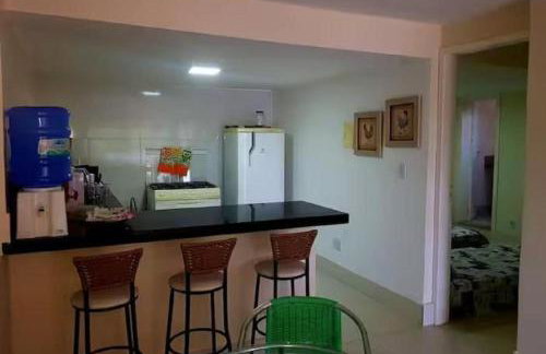 Vista para a lagoa - Enseada Azul, perto da Bacutia e Peracanga - Duas suítes Ar Condicionado - Varanda Gourmet - Lazer Completo, piscinas, quadras, sauna, pescaria, náutica, bar, restaurante, parques - Estacionamento e Portaria 24h - Foto 20