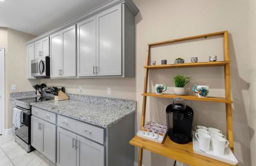 7 beds Nerf Wall Arcade 4 min Walk 2 Beach! - Foto 40