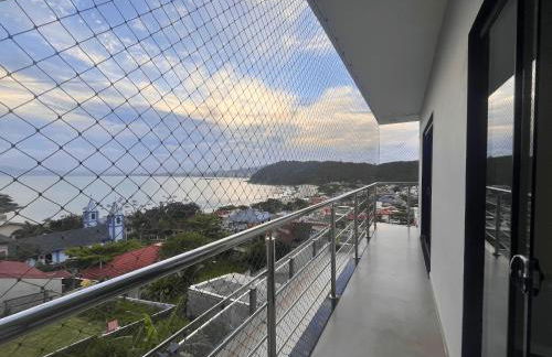 Pedaço do paraíso - Casa da colina - vista MAR - Praias & Trilhas - Foto 2