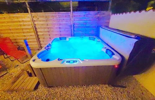 Le 34 degrés sud - 2 chambres - jardinet et jacuzzi - Foto 21