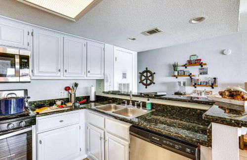 Resort-Style Lake Conroe Retreat with Balcony and View - Photo 8