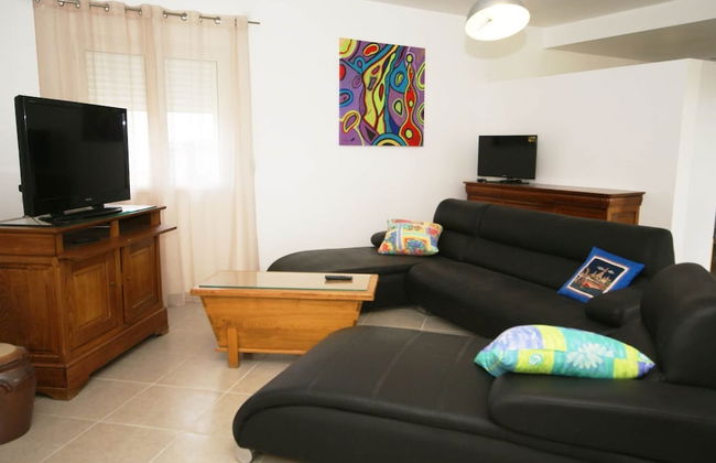 Chic Holiday Home in Pradons With Swimming Pool - Foto 16