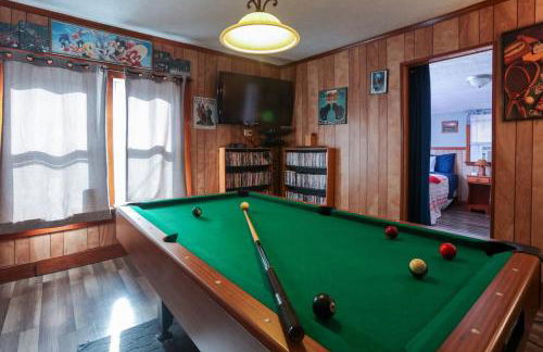 Pool-Table-Hot Tub-Fire Pit - Foto 6