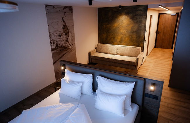 LH Suites Aparthotel - NEW since 2025 - Photo 40