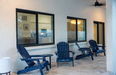 1 Mile to Honeymoon Island ~Heated Pool ~Putt Putt - Foto 53