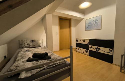 Attic Oelsnitz am Hegebach mit Netflix und Parkplatz Self Check-in - Foto 6