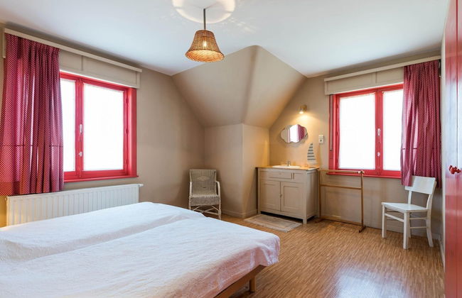 Villa in St-idesbald Near Ster der Zee Beach - Photo 3