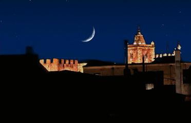 El Castúo centro histórico con parking gratuito - Foto 5