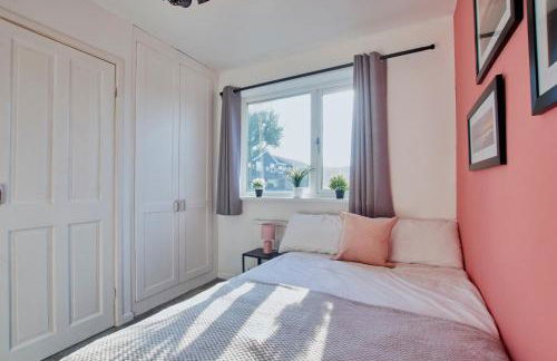 Cosy 2 bedroom flat, with parking & garden - Foto 5