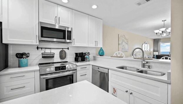 Blue Marlin by Avantstay Beachfront w/ Views, Pool Access, Beach Chairs - Foto 3, Interior