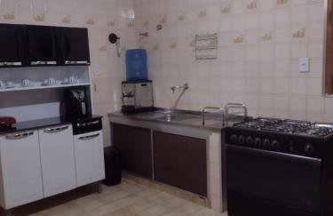 Apartamento amplo 10 mim da praia - Foto 42