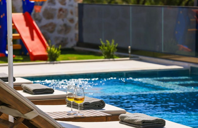 Villa Taha in Kas With 3 Bedrooms and 3 Bathrooms - Foto 43