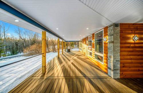 New Sunday River Ski Retreat with Hot Tub Spa - FirePit Sleeps 16 - Foto 63
