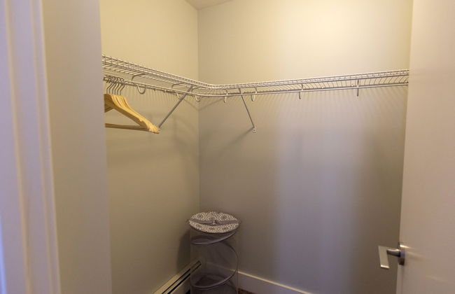 Icon 2 Apartments by Corporate Stays - Photo 6