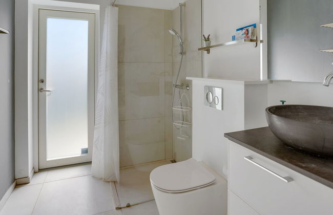 "Nimrod" - 300m from the sea - Foto 6