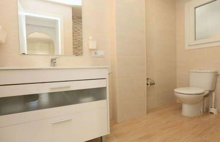 Sol Cavet con jardin Portaventura - Photo 61