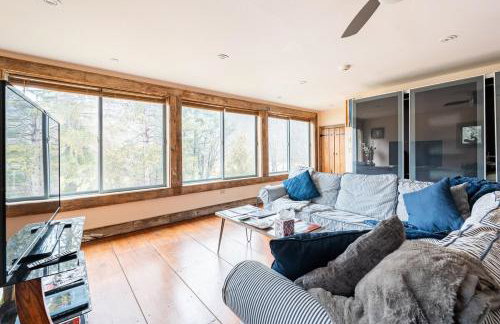 Luxurious sky loft with giant soaker tub, steam room, views - Foto 32