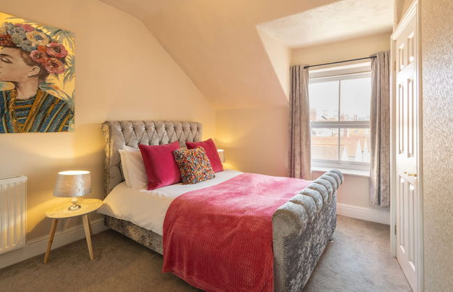 Host Stay The Keep - Photo 19