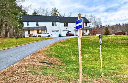 Maplewood Retreat Sleeps 6 Kingston NH by Vacation Your Way - Foto 36