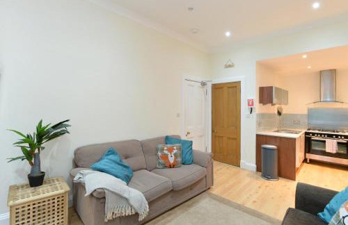Home by The Meadows, close to City Centre - Foto 19