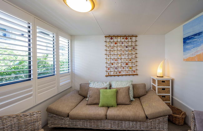 Julians Apartments - Photo 21