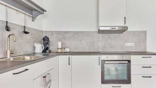 Zentral und ruhig Netflix Balkon Parkplatz - Foto 3, stove, dishwasher