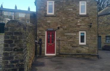 Bronte Stables - Cozy period house with parking and walled garden - Foto 25