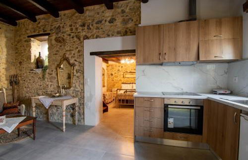 Hercules Traditional Houses - Photo 21