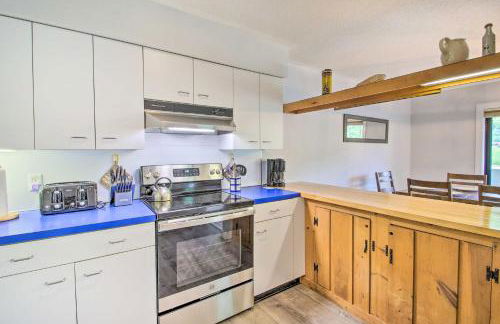 Cozy Lincoln Condo about 1 Mi to Loon Mountain! - Foto 6