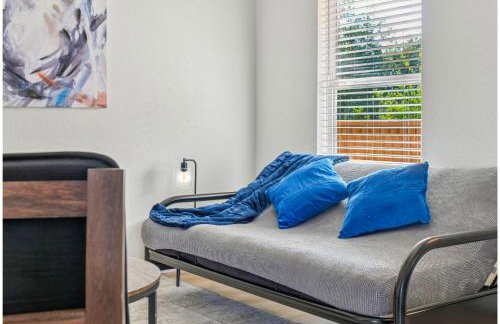 Your Inner-City Sanctuary: 3BR2BA Near Riverwalk - Foto 6