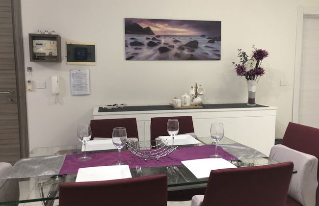 Sea View 2 Bed Apartment Close to Beach - Photo 65