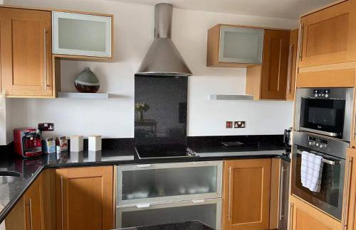 Beach Front APT with Stunning Sea View - Foto 22