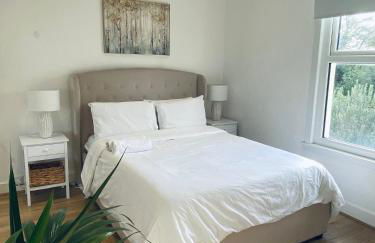 Elegant 2 bedroom Flat in Dartford - Kent - Photo 12