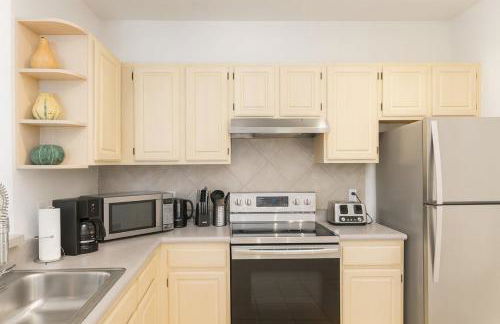 Conforto e Espaço: Apt de 2Q e 2B em Legacy Dunes - Foto 5