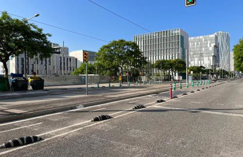 Beach & Culture Barcelona Port Forum Penthouse Apartment - Photo 32