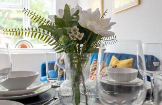 Spacious 2 Bed Flat Sleeps 4 - Foto 14