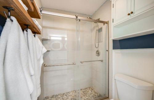 2 Mi to Homosassa Springs Riverfront Home with Dock - Photo 18