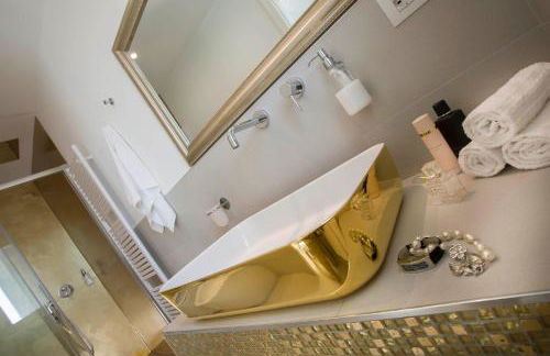 White Suite & Apartments - Foto 59