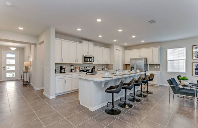 9 BD 6.5 BH With Game Room and Pool - Foto 33