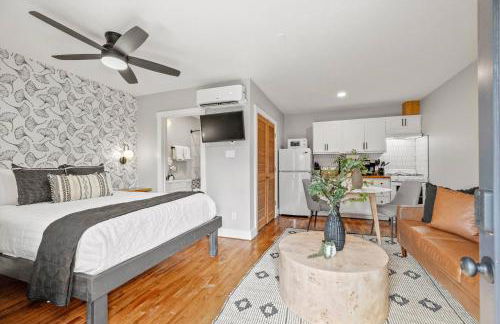 All-In-One - Fully-Equipped Secure Gated Parking! - Foto 1