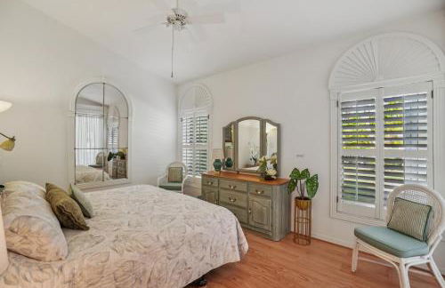 Relaxed Tropical NAPLES Retreat 5 mi to Beach home - Photo 11