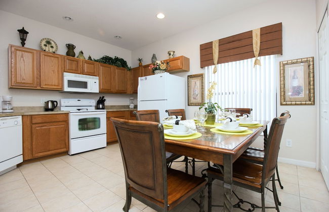 AmSun Rental Homes - Photo 9