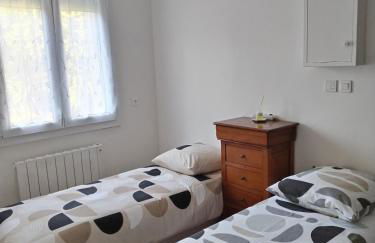 Maison avec grand jardin arboré - Photo 29