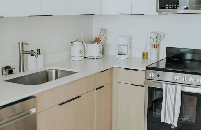 NEW Minimalist & Clean Apt in Downtown SLC - Foto 3