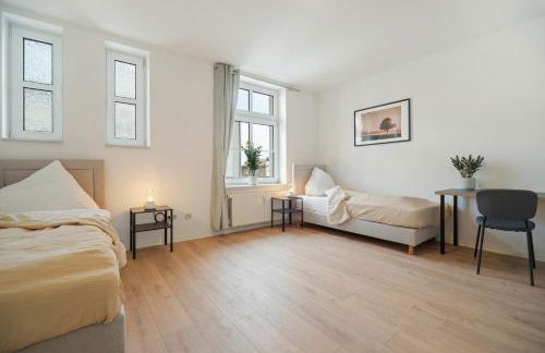 Teamquartier Erfurt Nord mit Stellplatz - Foto 17