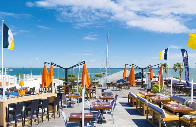 Villa in France With Private Garden - Photo 19